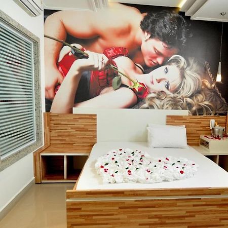 Enigma Motel / Hotel Santo André Exteriör bild