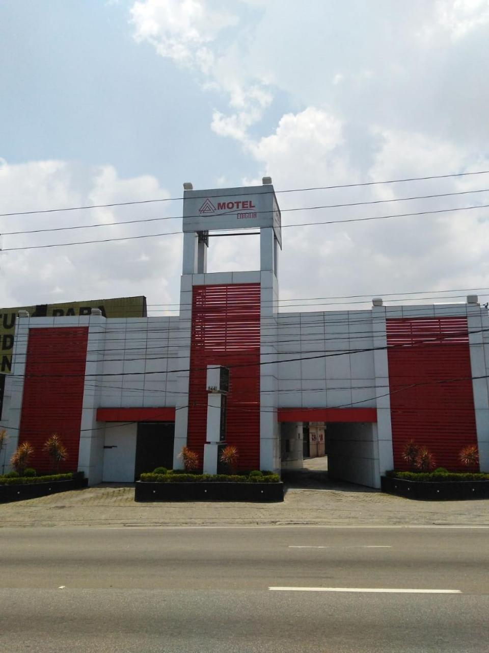 Enigma Motel / Hotel Santo André Exteriör bild